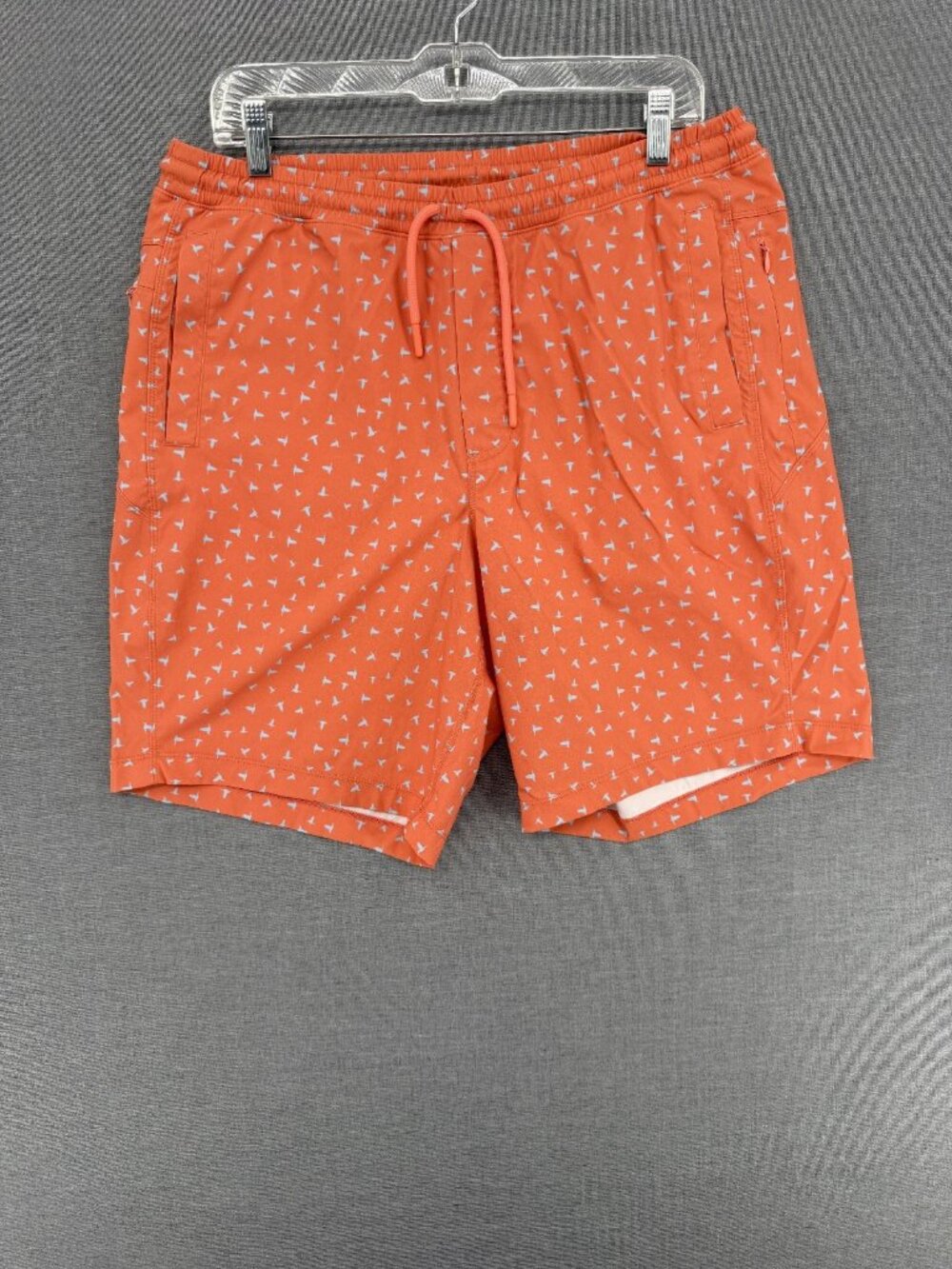 Birddogs Inner Banks Board Shorts Mens XL 8" Salmon Logo Print Lined Swim Trunks